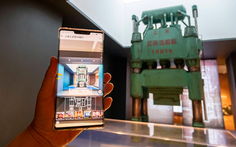 探秘上海工匠馆VR展厅：开启VR创新体验之旅